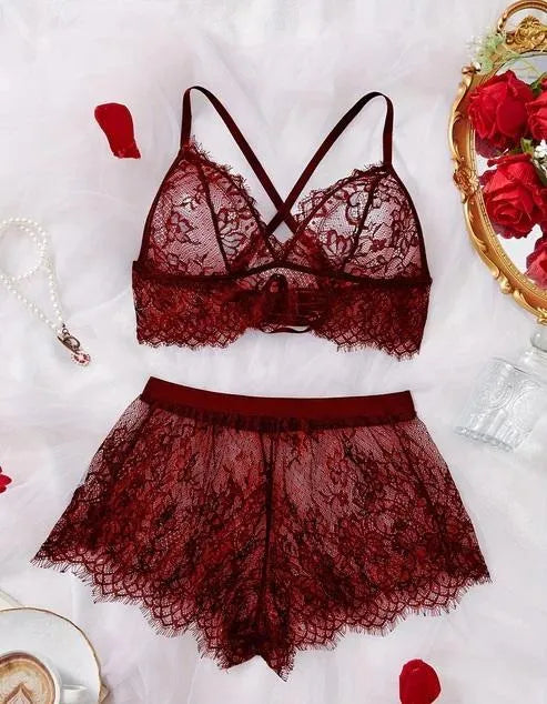 Luxury Floral Lace 2-Piece Nightwear Set – Bralette & High-Waist Shorts (Maroon/Blue)